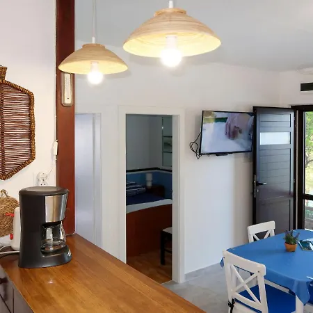 Holiday Neli - Iso305 By Interhome Rogač